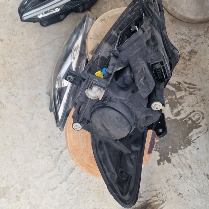 Mercedes Benz Vito 2015 ляв фар