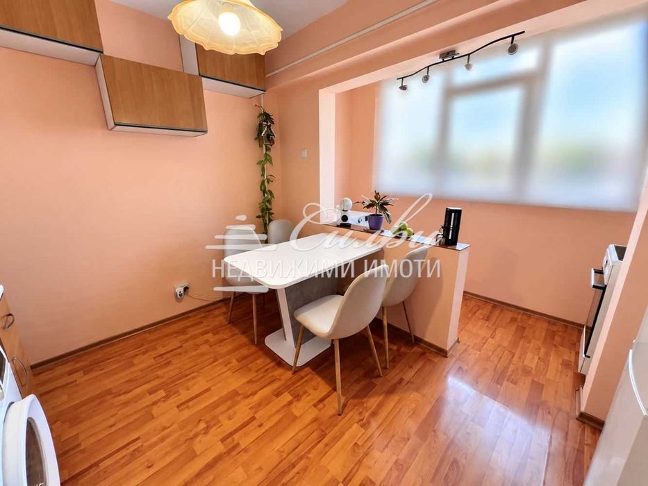 Продава се Тристаен апартамент в Шумен, Тракия - 76 кв.м за 1777 €/кв.м - Снимка #10