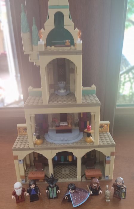 Продается лего Гарри Поттер.