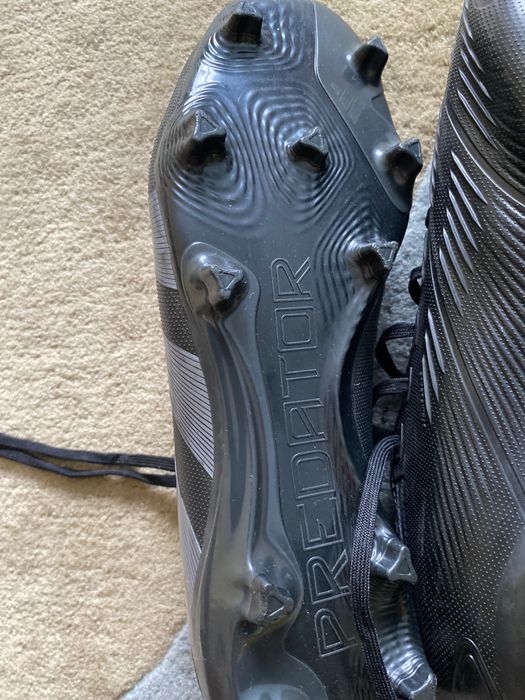 Бутонки Adidas Predator