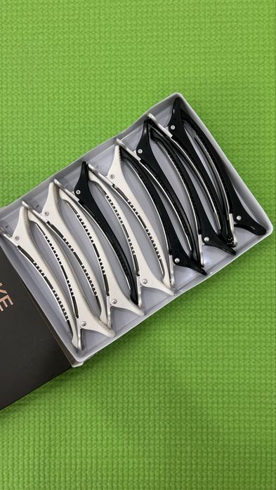 Зажимы для волос и расческа брашинг