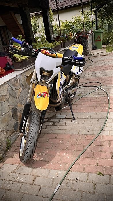 Husqvarna sm610 SUPERMOTO