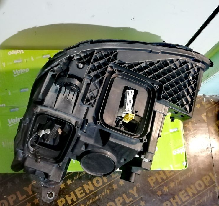 Фар Фарове за Mercedes E-classa W213 / Мерцедес Е А213 MULTIBEAM LED.