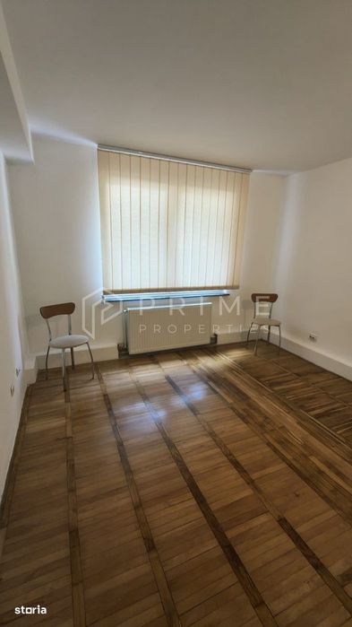 3 camere/ Decomandat/ Mobilat parțial/ Parter/ Strada Armoniei