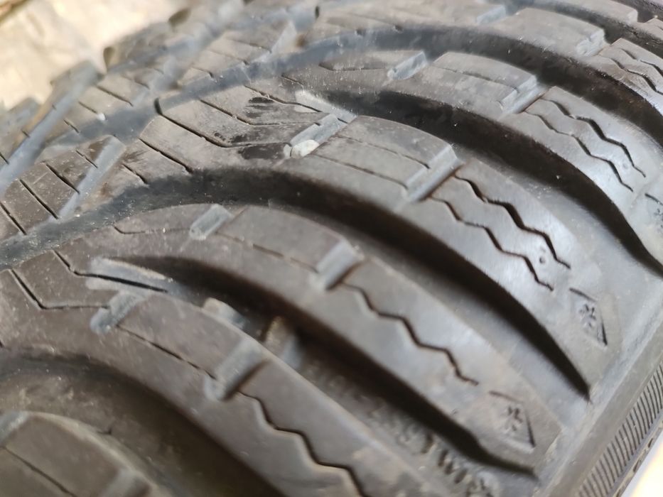 4бр. зимни гуми Kleber 175 65 15 за 40€