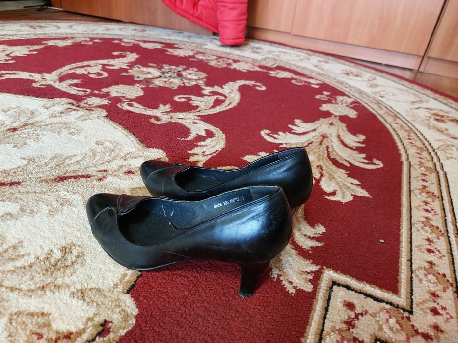 Туфли 37 размер в хорошем состоянии