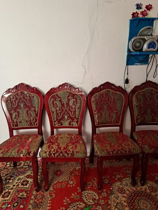 Продам стол со стульями