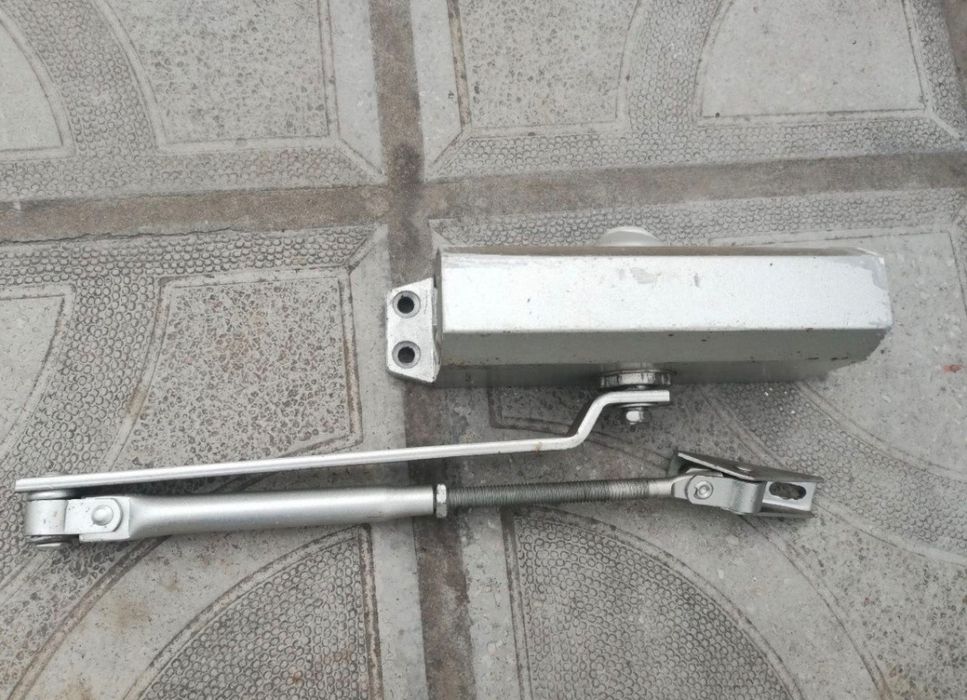 Автомат за врата