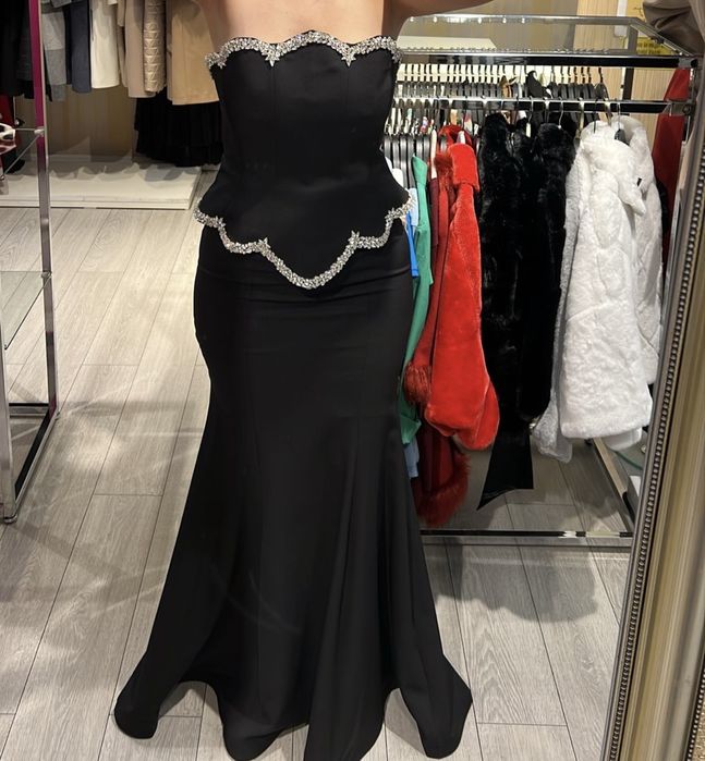 Rochie de seară foarte elegantă