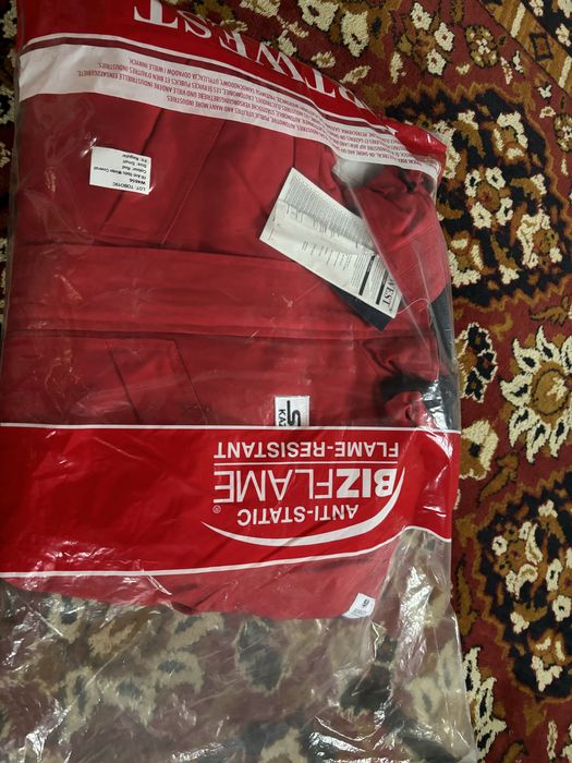 Продам зимнюю спец. Одежду комбинезон