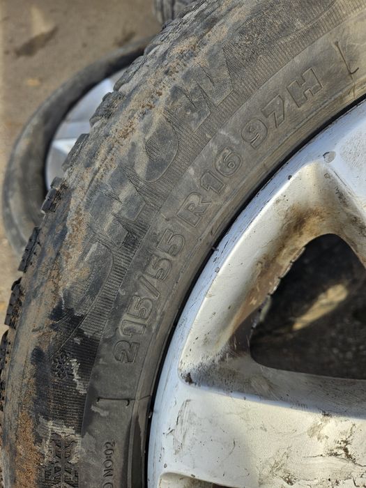 Лети джанти с гуми за Vw Golf Vw Tuaran VW pasat  215/55/16