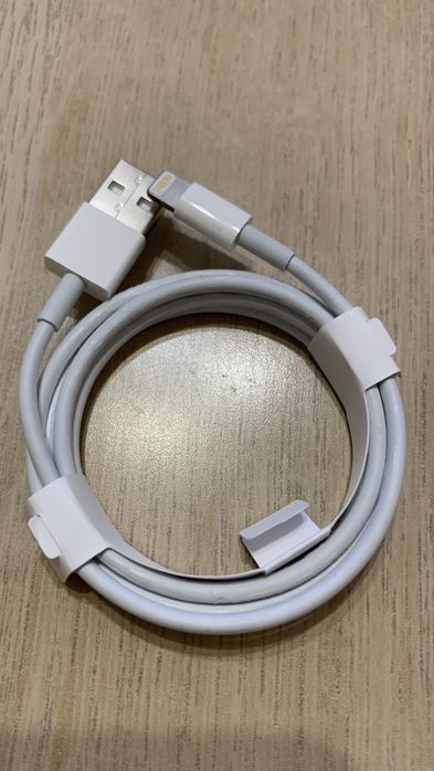 Кабель USB 2.0 - Lightning , Apple, 1м (MXLY2ZM/A)