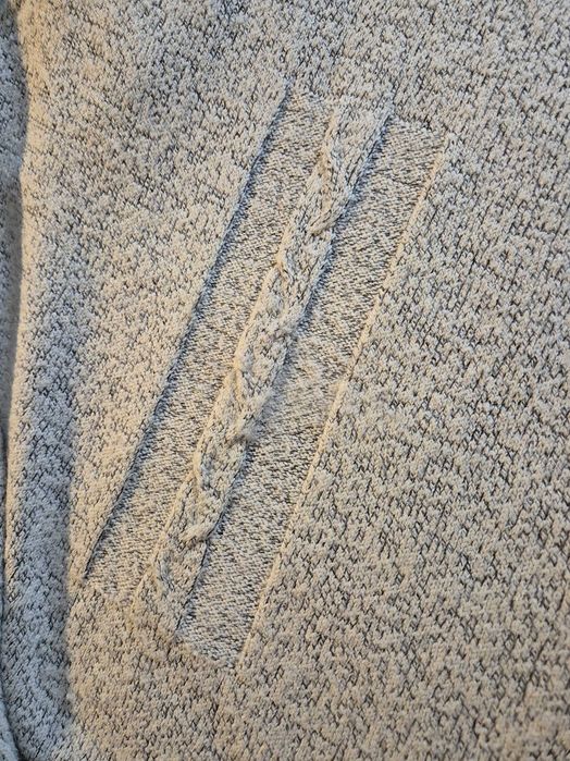 Pulover tricotat, de culoare bej melanj, marime 42