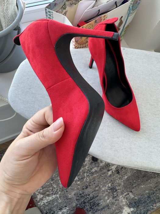 Туфли от Bershka