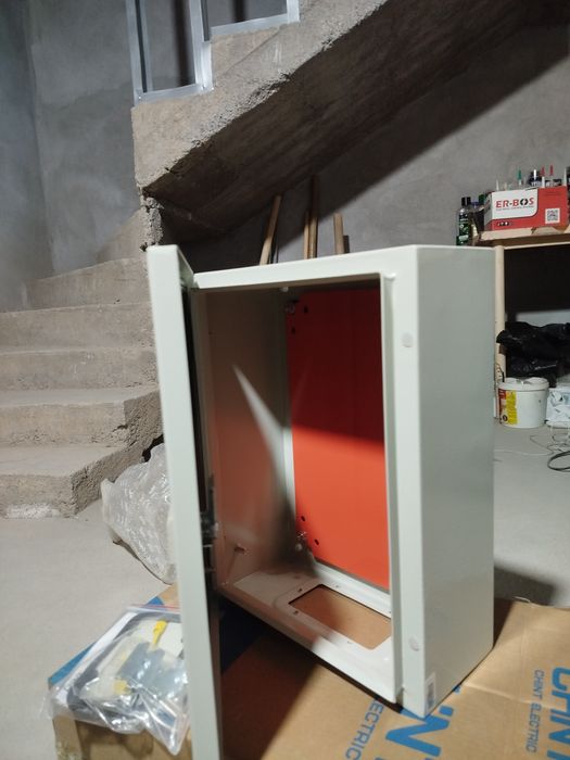 Elektr shit sotiladi kelishtirb qilb beraman
?