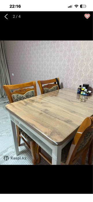 Стол раздвижной в подарок 4 стульев