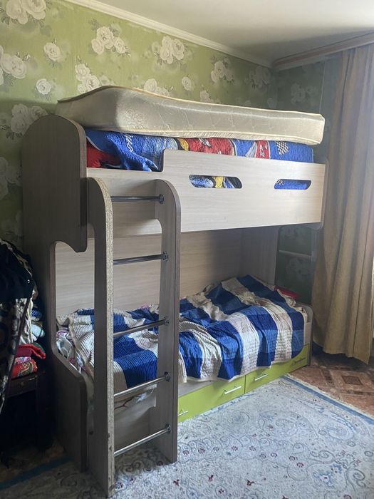 Двухяростная кровать детская