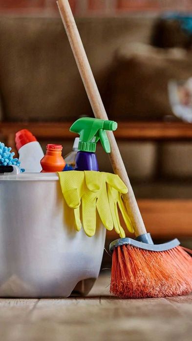 Извършване на озеленителни и почистващи услуги