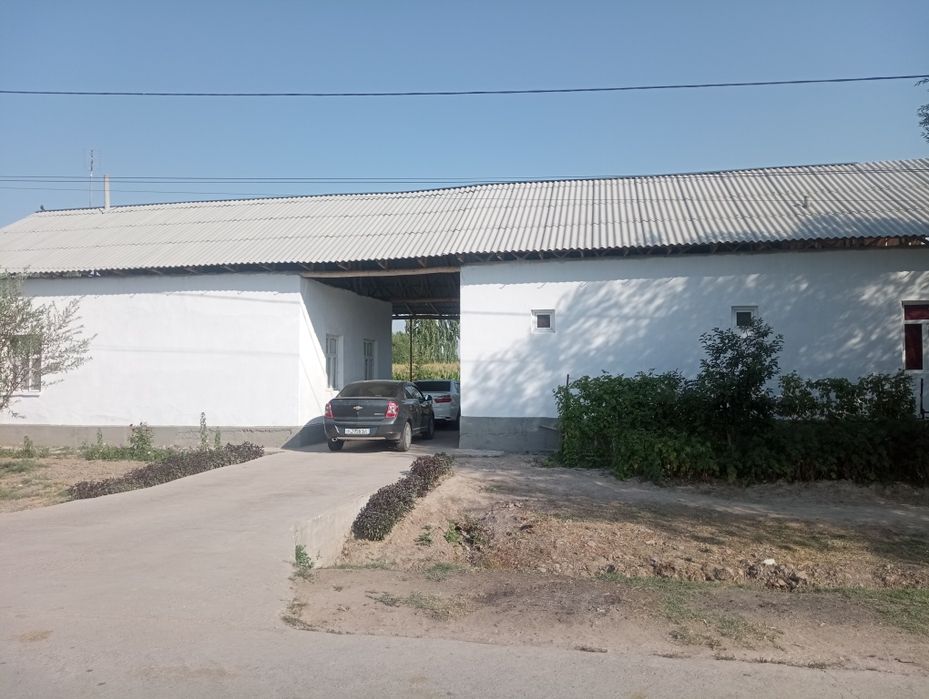 Uy sotiladi.6-xonali