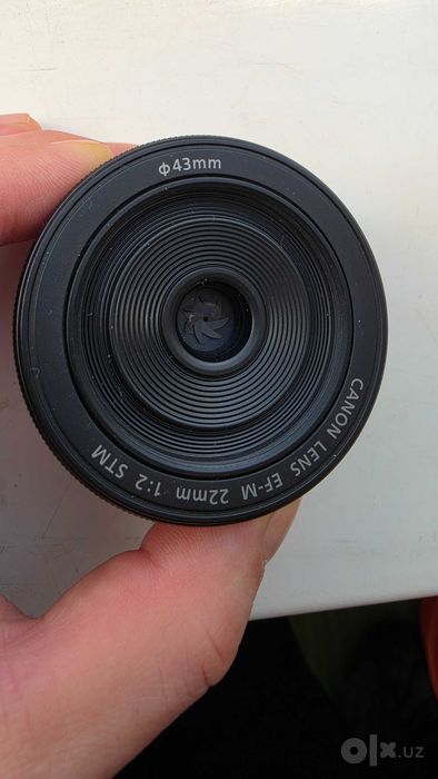 Объектив Canon 40mm
