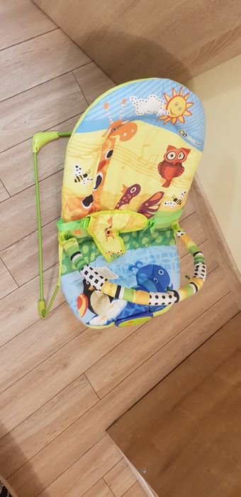 Детски музикален шезлонг