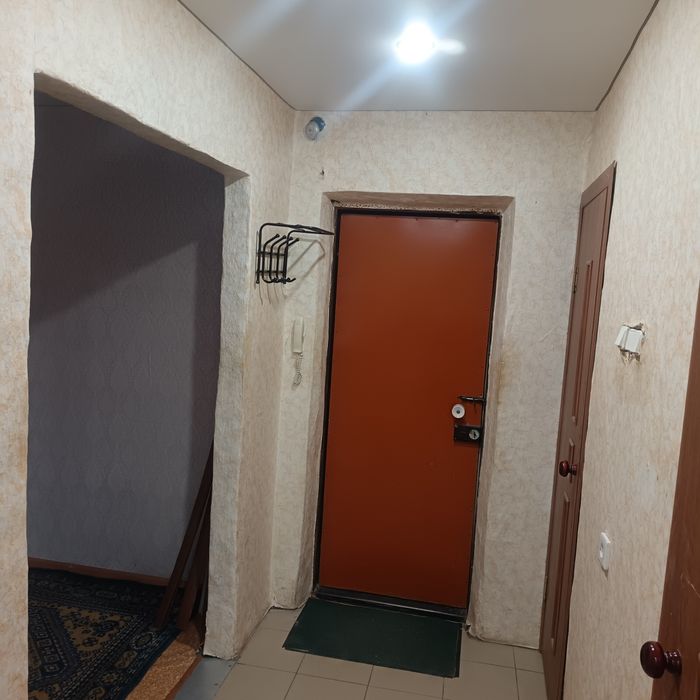 Продам 1 ком улутшенную  квартиру