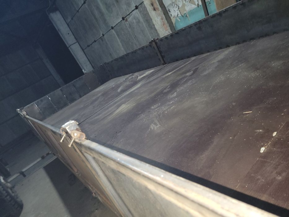 Продам тягач Iveco daily