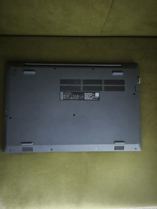 Laptop Lenovo V 330-15IKB
