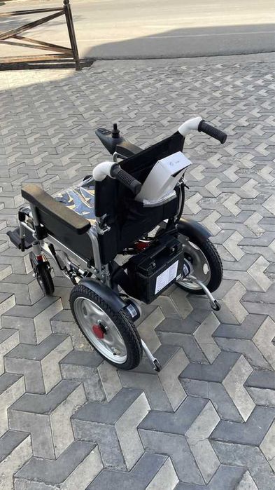 Складная инвалидная коляска электронный электрический