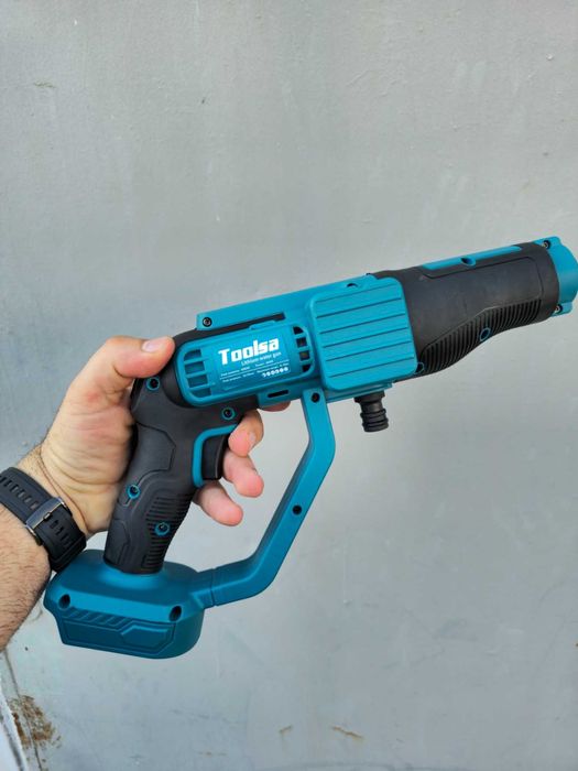 Акумулаторна водоструйка Toolsa