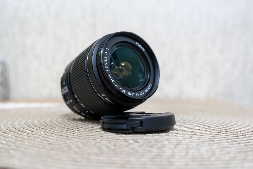 Canon 2000D + Обектив