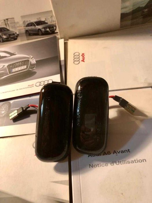 Set 2 bucati semnalizari aripa laterale AUDI A3-A4-A6