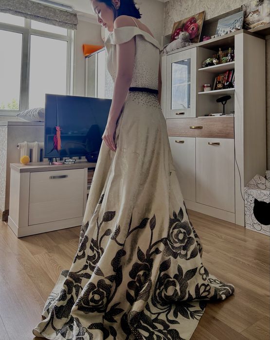 Платье вечернее на выпускной