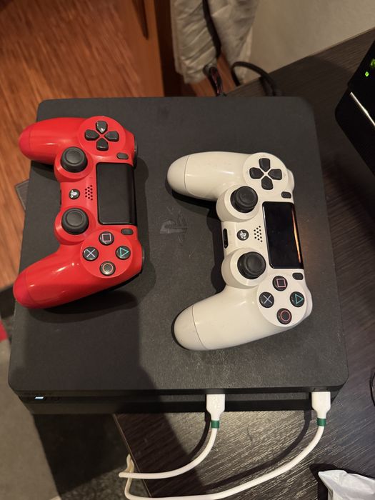 Playstation 4 продам