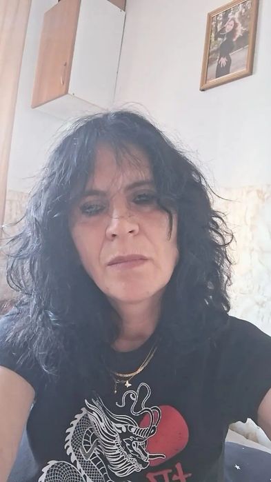 Doamnă  serioasă  fac curățenie  în case apartamente și  birouri