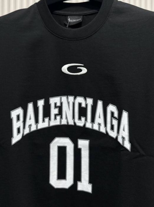 Тениска Balenciaga