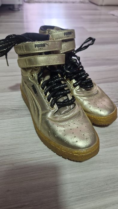 Ghete puma superbe aurii