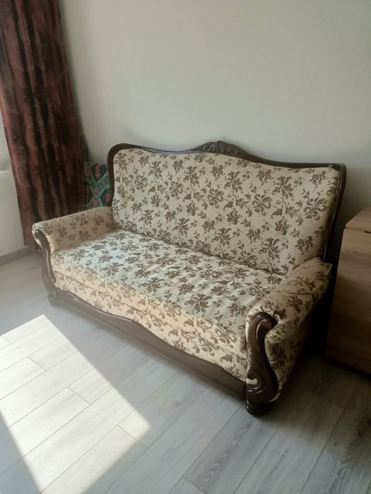 Продам диван в отличном состоянии