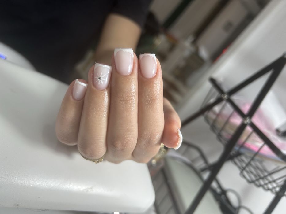 Unghii Pitești! Salon Secret Studio And Sun