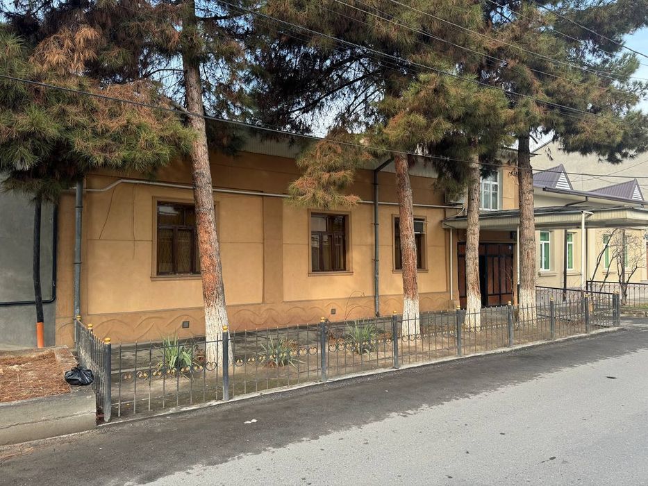 Штаб она бола балница 4,3соток 7 комнат фасад 15