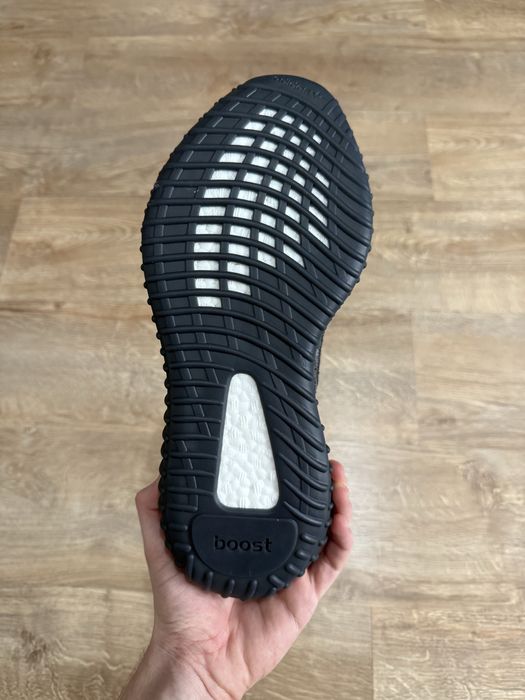 Yeezy 350 V2 Dark Salt