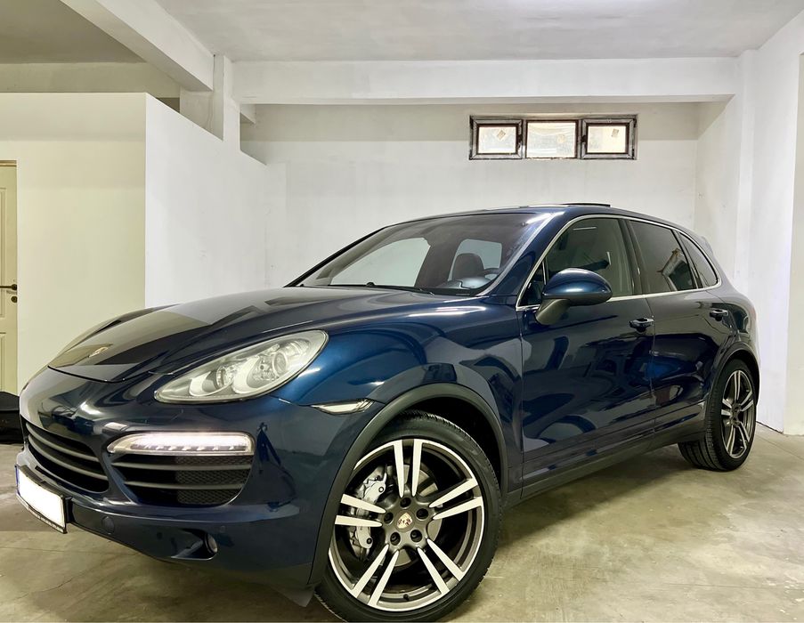 • Porsche Cayenne S / Unic Proprietar / 2013 •