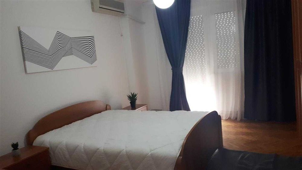 Дава се под наем Тристаен апартамент в Пловдив, Център - 75 кв.м за 255 € - Снимка #5