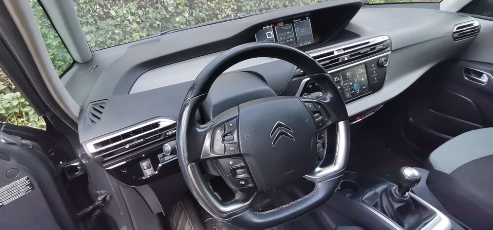 Vând Citroen C4 Picasso