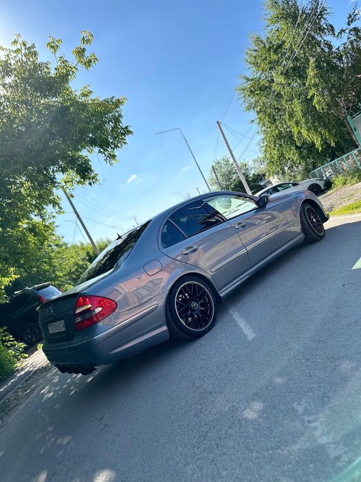 Передний бампер мерседес W211 пороги мерседес W211