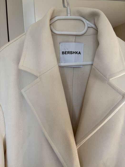 Палто Акрил и палто Bershka