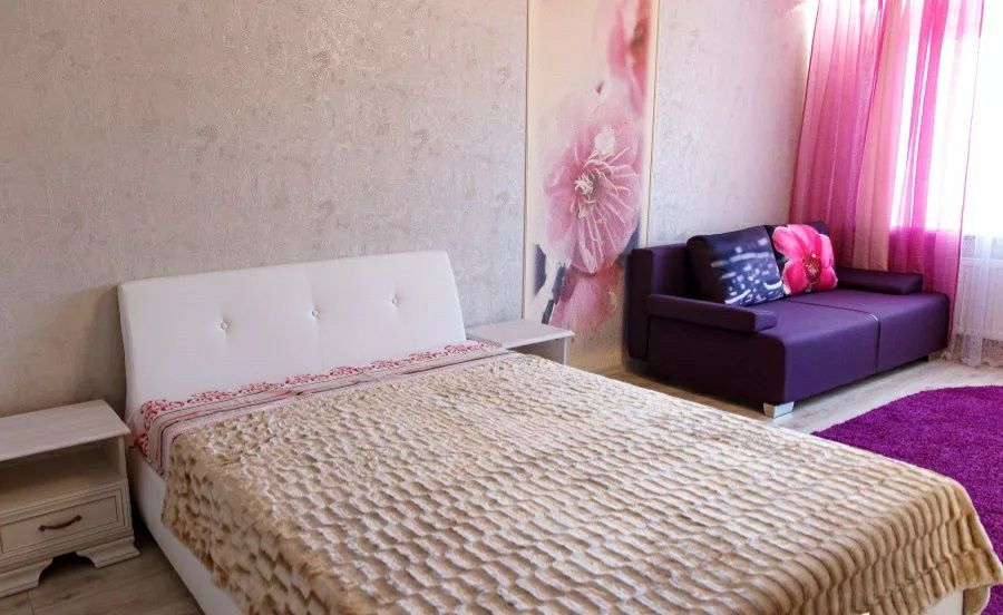 1 комнатная Естая 142