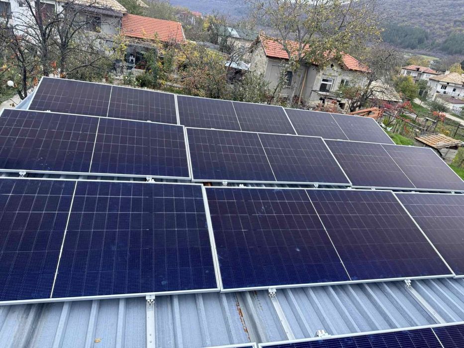 Продажба и монтаж на термопомпи, климатици и фотоволтаични системи