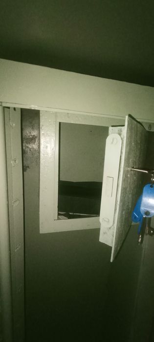 Сейф металический