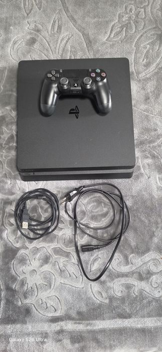 Joc ps4 slim + 1 joc la alegere